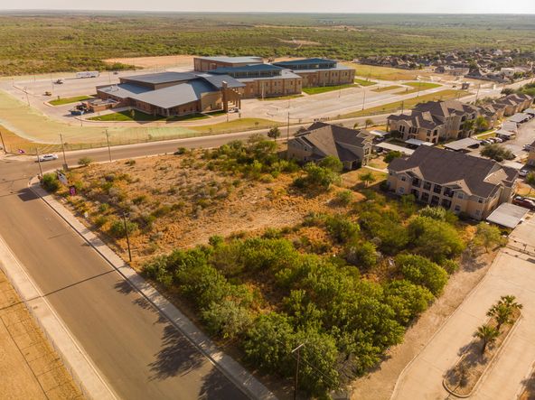 CIELITO LINDO BLVD PRIME DEVELOPMENT: CIELITO LINDO BLVD, Laredo, TX 78046
